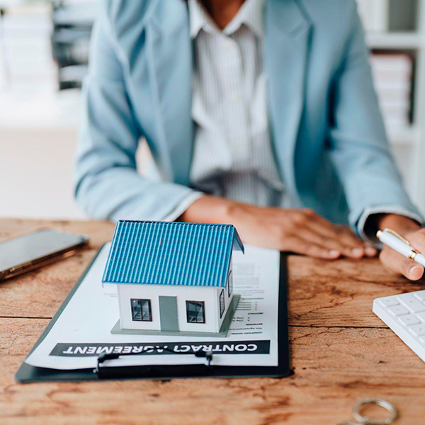 Quels éléments peuvent être inclus dans une évaluation ?